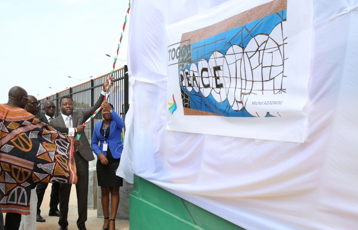 Devoilement de la fresque -Le chemin de la paix- par le Chef d'État Faure Gnassingbé