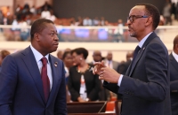 Faure Gnassingbé et Paul Kagamé lors du 3e Sommet Transform Africa à Kigali au Rwanda