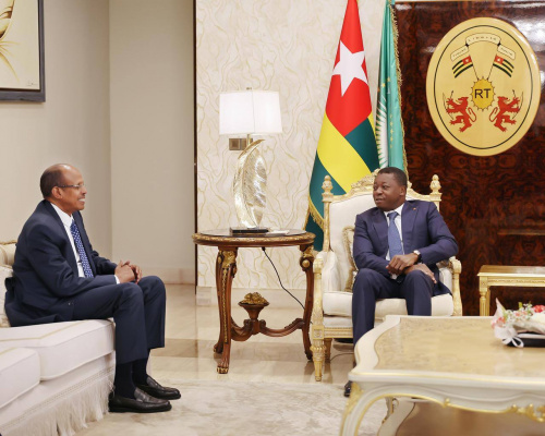 Paix et intégration africaine : le président de la Commission de l’UA reçu à Lomé