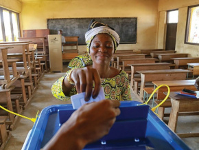 Les élections législatives et régionales fixées au 13 avril 2024