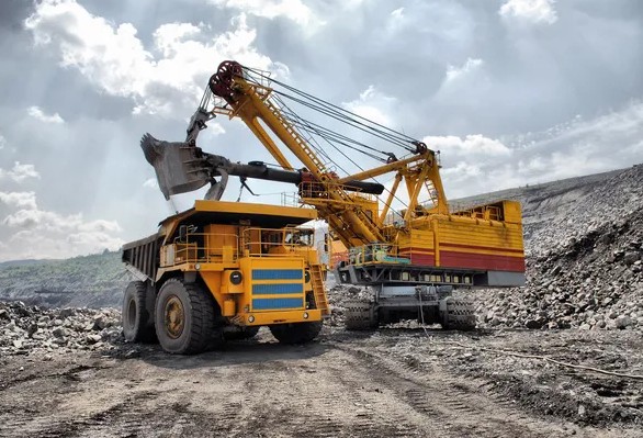 manganese-la-mine-de-nayega-va-demarrer-sa-production