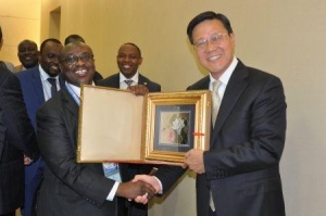 Nigeria : plus de 10 milliards $ d’investissements chinois annoncés dans l’énergie, la bioénergie, le textile, les infrastructures, et les TIC
