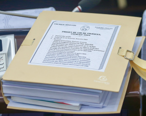 L’assemblée nationale adopte le budget 2024, en hausse de 10%