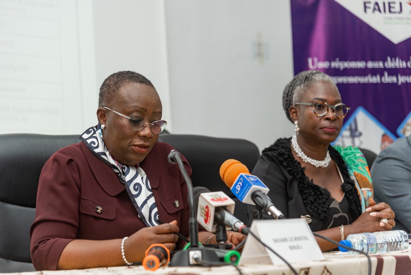 ifad-le-gouvernement-scelle-deux-conventions-de-partenariat-en-faveur-des-apprenants