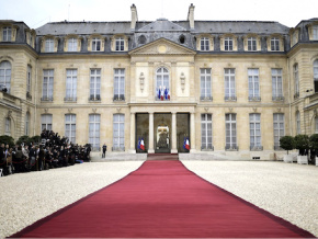 Le Chef de l’Etat déjeune ce vendredi à l’Elysée