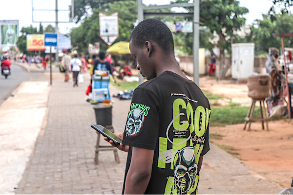 Téléphonie mobile : ‘de grands progrès restent à faire’ sur les tarifs (Arcep)