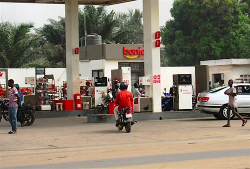 Togo : le gouvernement revoit à la hausse le prix du carburant à la pompe