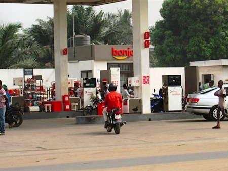 Togo : le gouvernement revoit à la hausse le prix du carburant à la pompe