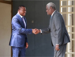 Faure Gnassingbé parle opérationnalisation du MUTAA avec le président de la commission de l’Union Africaine