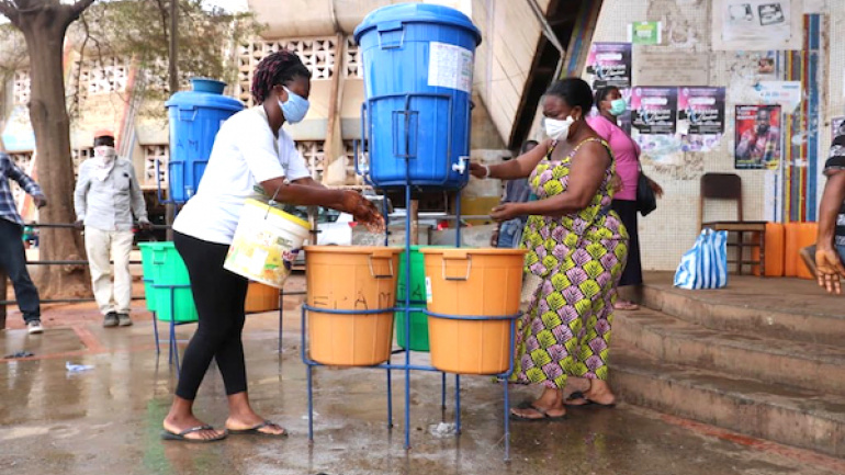 Coronavirus : les marchés de Lomé dotés d’équipements et de matériels de prévention