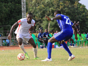 La saison sportive de football reprend