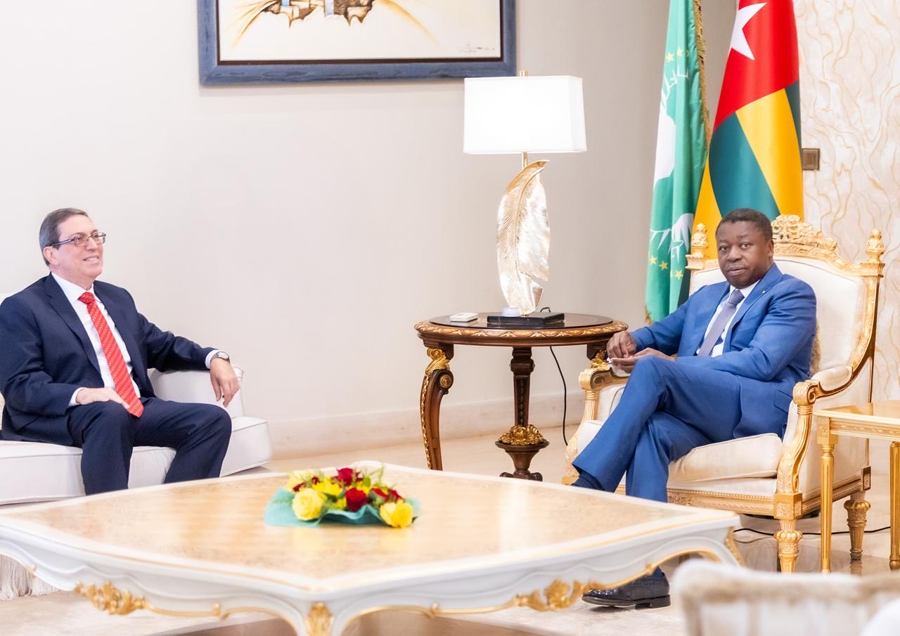 Visite officielle du ministre des relations extérieures de Cuba