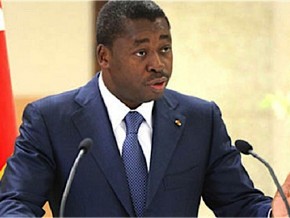 Après l’attaque de Ouagadougou, le Président de la CEDEAO insiste sur le renforcement de la coopération militaire