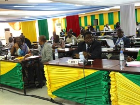 Togo : le budget général, gestion 2018, arrêté à 1321,918 milliards FCFA et adopté ce mercredi au Parlement