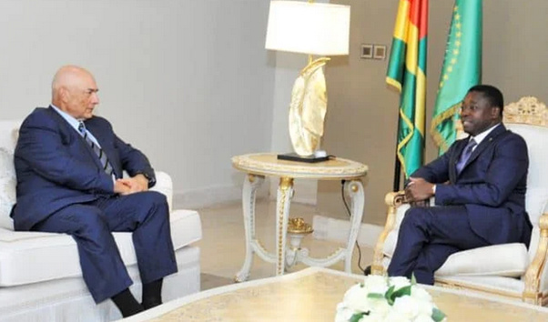 le-chef-de-l-etat-a-recu-le-directeur-general-de-l-office-cherifien-des-phosphates