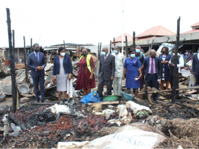 Incendie au marché de Hanoukopé : une délégation ministérielle au chevet des victimes