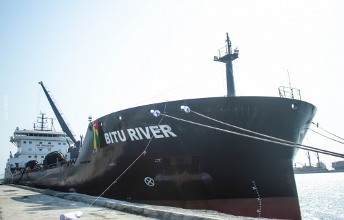 Le navire bitumier ‘BITU RIVER’ inauguré au Port de Lomé