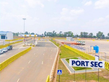 PIA : la reprise des transferts vers le port sec se précise