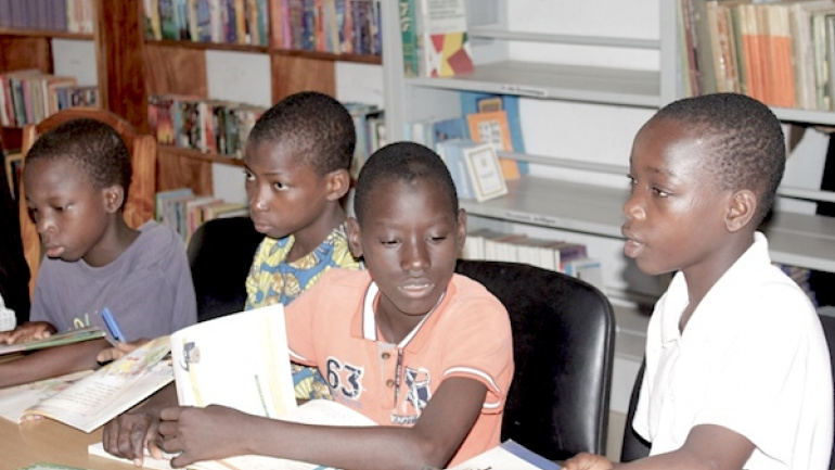 Le ministère chargé de la jeunesse lance le programme d’activités socioéducatives dans la maison de jeunes de Lomé