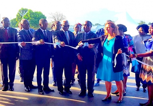 Le Premier ministre inaugure « Midè », la deuxième salle de cinéma Canal Olympia