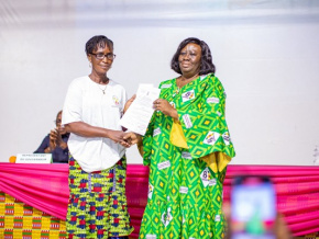 08 mars : 5000 femmes dot&eacute;es d'actes de naissance