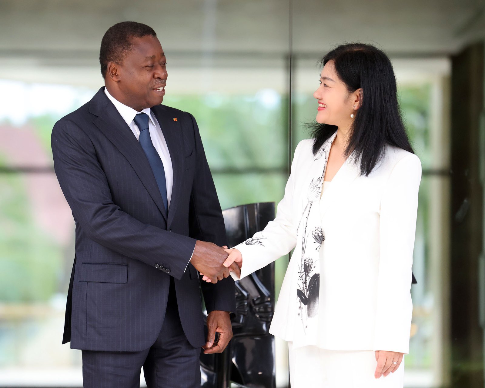 cooperation-sino-togolaise-le-president-du-conseil-a-recu-la-nouvelle-ambassadrice