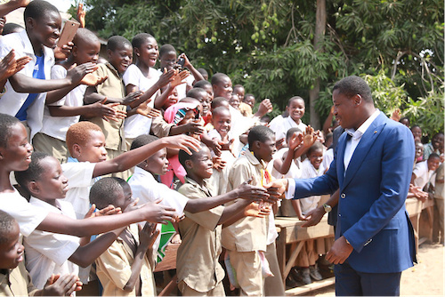 Faure Gnassingbé : « la reprise des cours requiert un sacrifice accru »