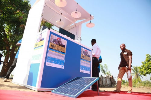 Le Togo bénéficie d’un financement de 40 millions de dollars pour un projet d’électrification par kit solaire dans le cadre de l’ASI