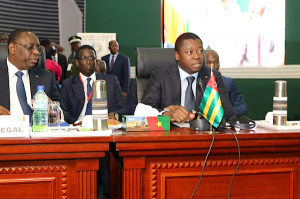 Lutte anti-terrorisme : à Ouagadougou, le Chef de l’Etat plaide pour une approche communautaire et concertée