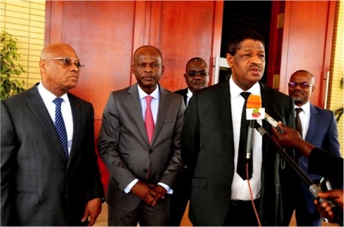 Les réformes institutionnelles au sein de la CEDEAO et la crise guinéenne, objets d’échanges au Palais de la Présidence