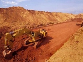Guinée : l’Etat approuve le développement d&#039;un nouveau projet de bauxite de 1,4 milliard $