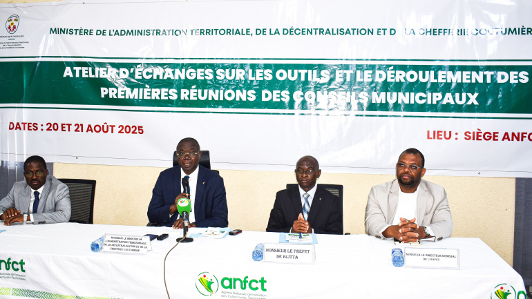 decentralisation-l-election-des-nouveaux-maires-prevue-pour-debut-septembre
