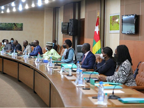 Le Premier ministre en visite officielle au Gabon