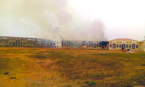 Un incendie endommage partiellement la Maison des Jeunes de Lomé
