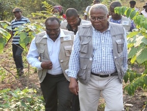 André Johnson, le ministre de l’environnement et des ressources forestières au contact des agents forestiers du 08 au 12 octobre