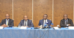 Manifestations à Lomé : le gouvernement apporte des clarifications aux médias