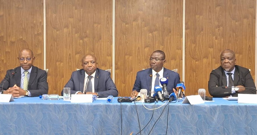 manifestations-a-lome-le-gouvernement-apporte-des-clarifications-aux-medias