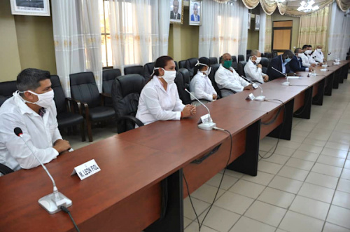 Le Premier ministre accueille les médecins cubains et salue la coopération sud-sud