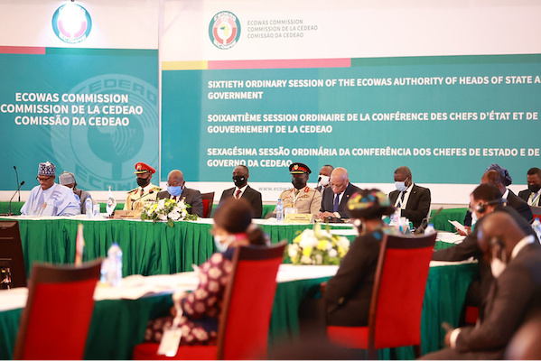 Cedeao : le Chef de l’Etat participe au sommet extraordinaire sur le Burkina