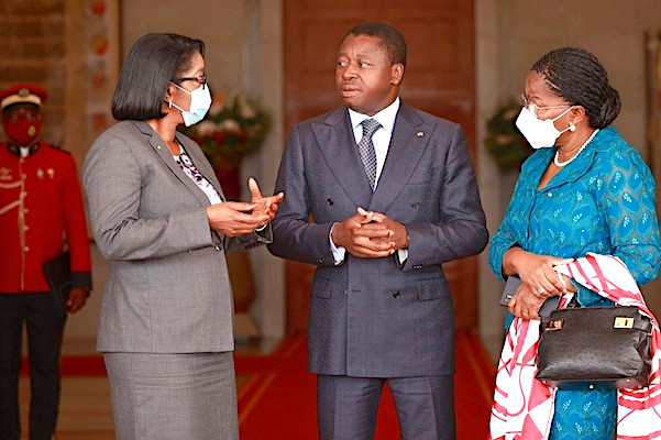 Rose Christiane Ossouka Raponda en visite au Togo