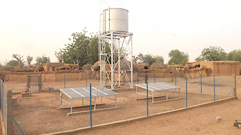 Accès à l’eau : 602 postes autonomes à énergie solaire bientôt réalisés sur le territoire