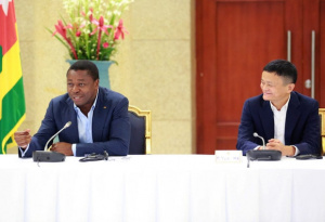 Coronavirus : le Togo bénéficiera d’un don de 20 000 kits de test et plus de 100 000 masques de Jack Ma