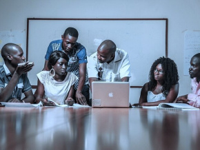 Num&eacute;rique : un programme pour renforcer l&rsquo;accompagnement des startups