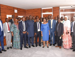 finance-lome-abrite-une-rencontre-sur-la-liquidation-d-une-societe-d-assurance