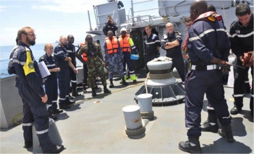 Togo : à partir d’un exercice de simulation, la Marine nationale renforce ses capacités opérationnelles d’intervention