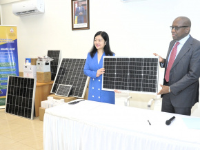 energies-renouvelables-le-togo-beneficie-de-3900-kits-solaires-de-la-chine