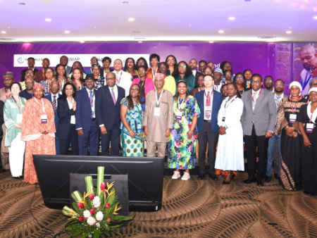 In&eacute;galit&eacute;s de genre dans l&rsquo;&eacute;nergie : &agrave; Lom&eacute;, les femmes africaines portent leur voix