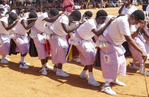 F&ecirc;tes traditionnelles : le Grand T&ocirc;ne renoue avec Tingban Paab