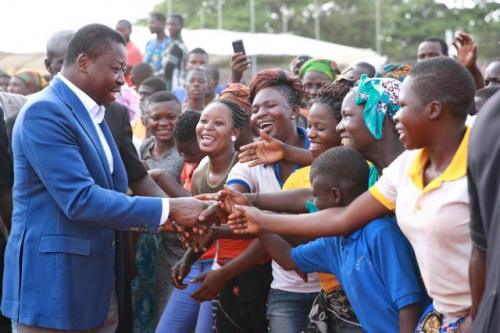 Le Chef de l&rsquo;Etat a inaugur&eacute; la mini centrale solaire de Kountoum &agrave; Bassar