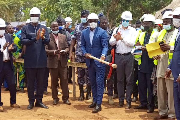 Éducation : lancement de la construction d&#039;environ 400 classes de collège sur le territoire